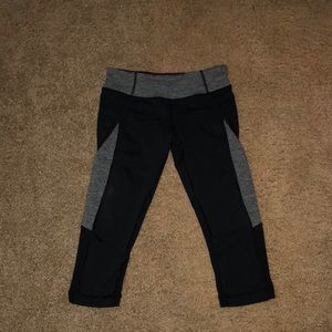 Lululemon crop leggings-size 4